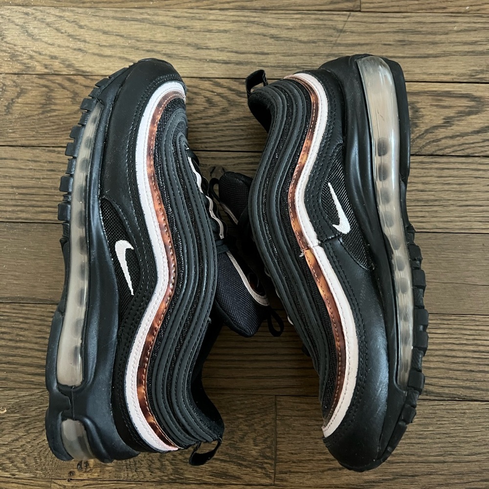 Nine Airmax 97s Black